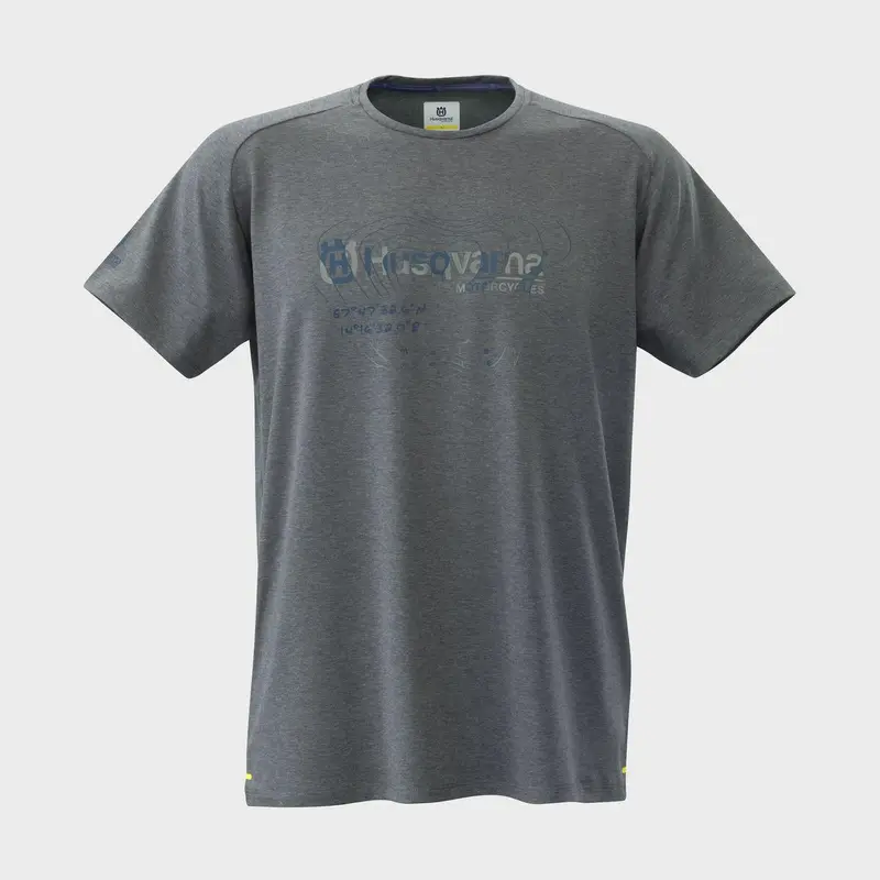 Camiseta Modelo Accelerate Topographic Tee Hombre .