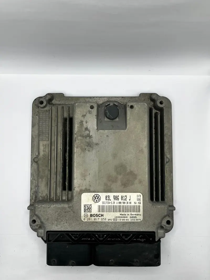 ECU MOTOR VW 0281017658 0 281 017 658