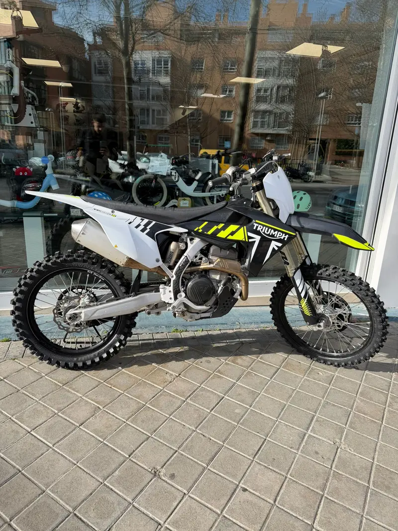 TRIUMPH TF 250 X 2024 |OCASION USADA |